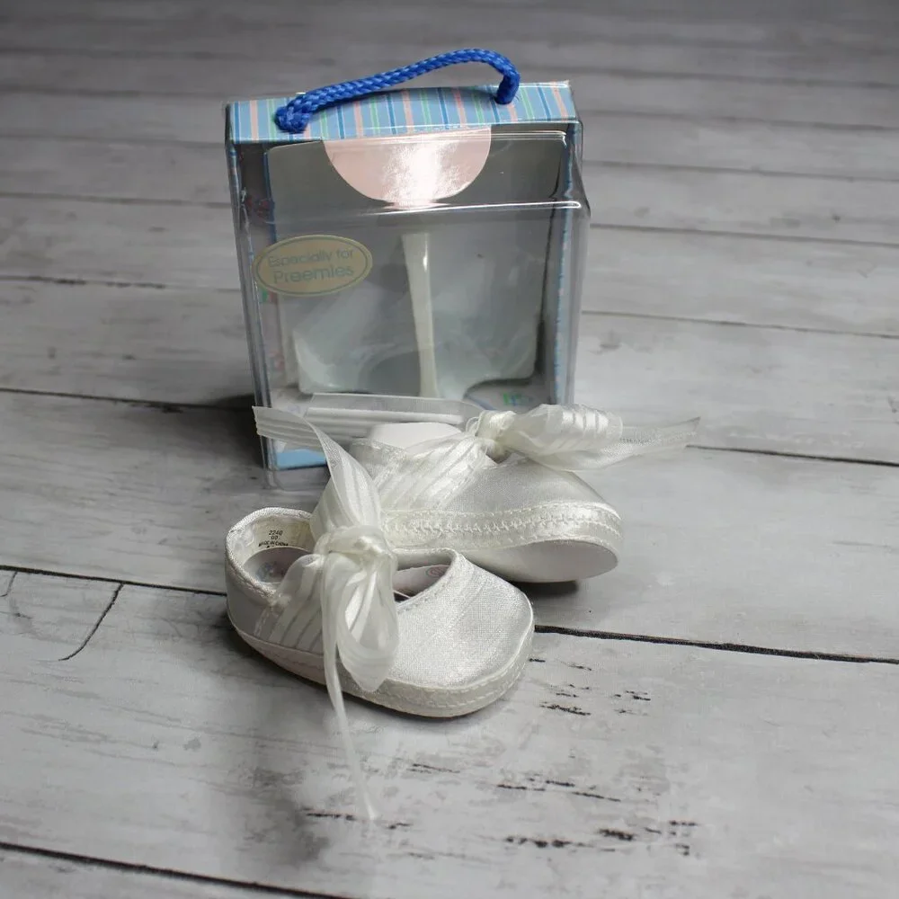Baby Deer Baby Girl's White Satin Ballet Crib Shoes Preemie Size 00